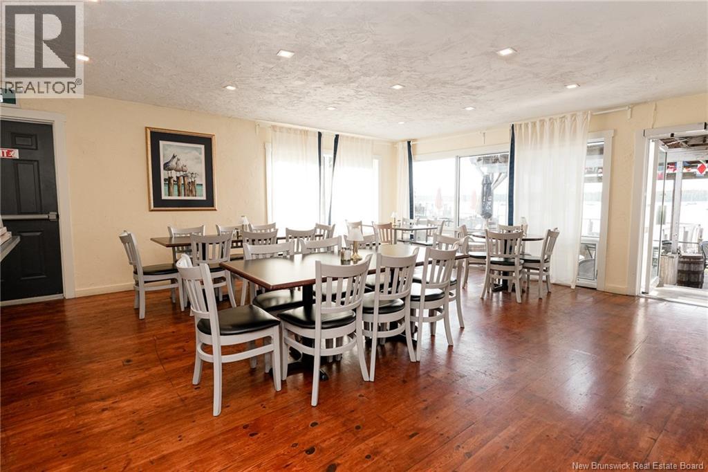 225 Water Street Property Photo 15
