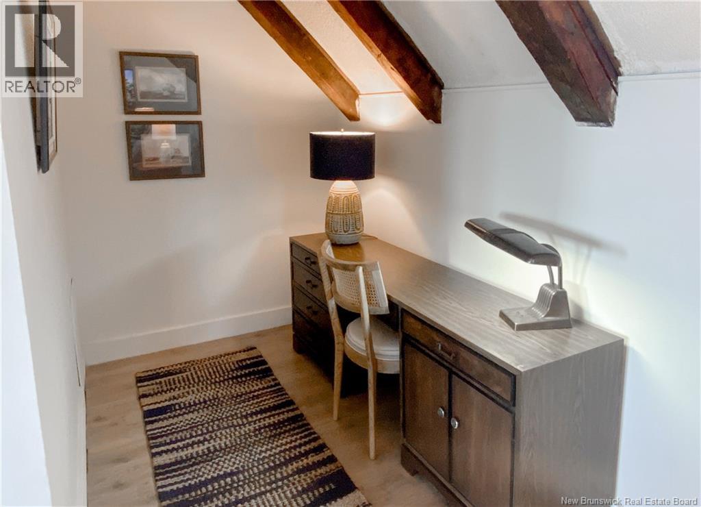 225 Water Street Property Photo 33