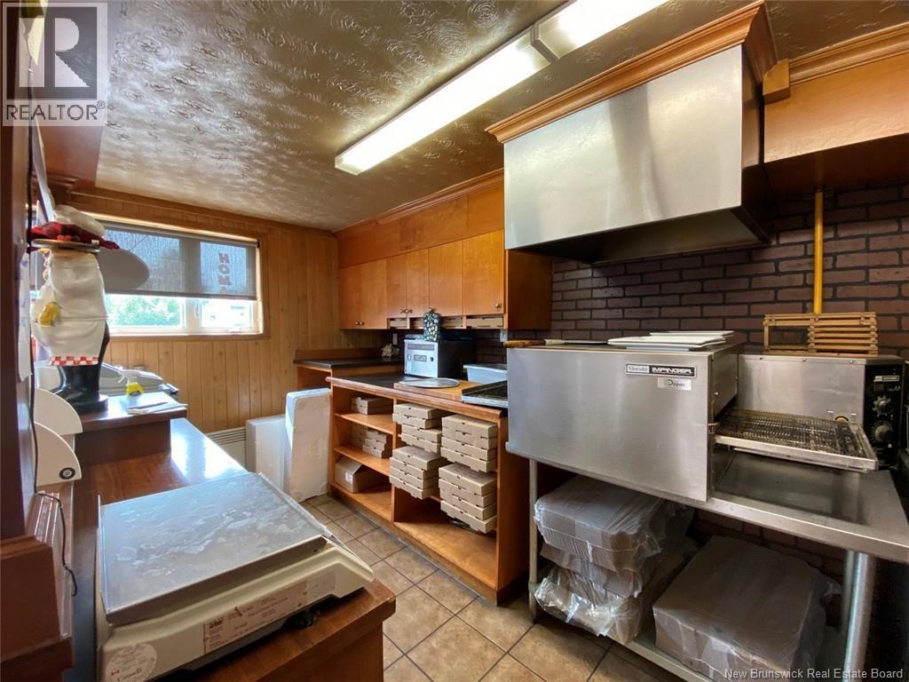 359 Victoria Street Property Photo 8