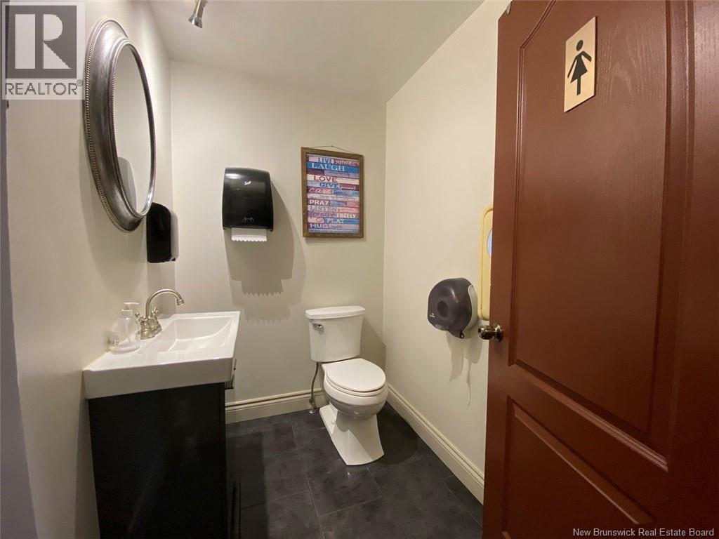 359 Victoria Street Property Photo 32