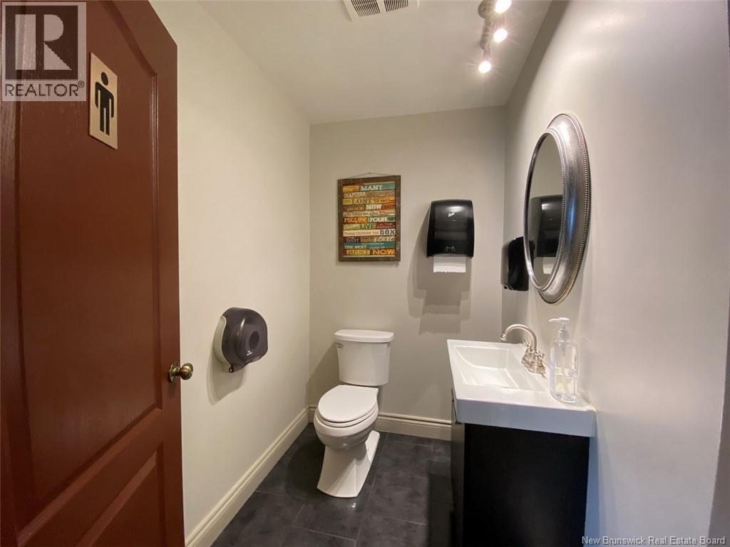 359 Victoria Street Property Photo 33
