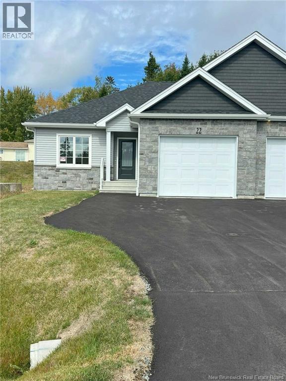 28 Hamel Drive Property Photo 1