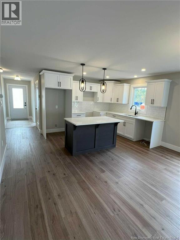 28 Hamel Drive Property Photo 8
