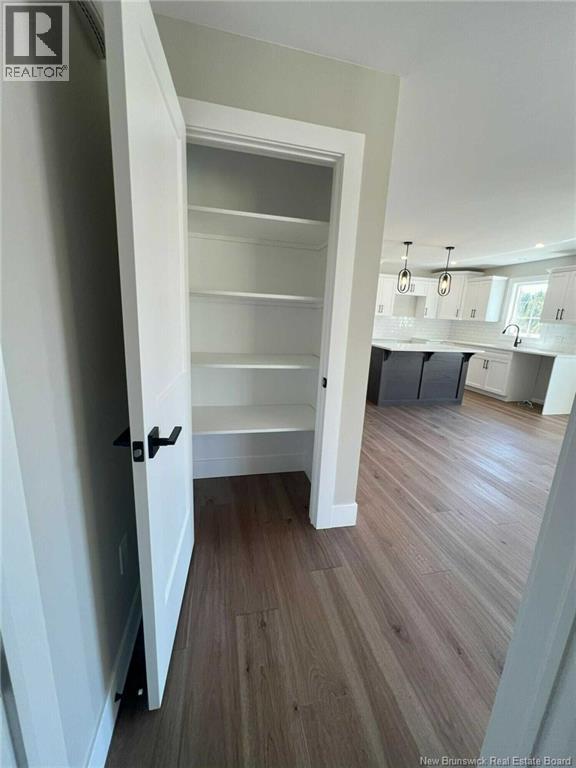 28 Hamel Drive Property Photo 10