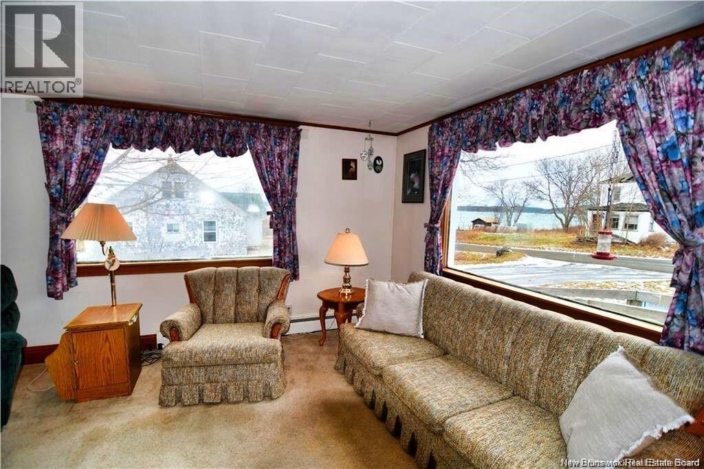 9 Cooks Point Road Property Photo 5