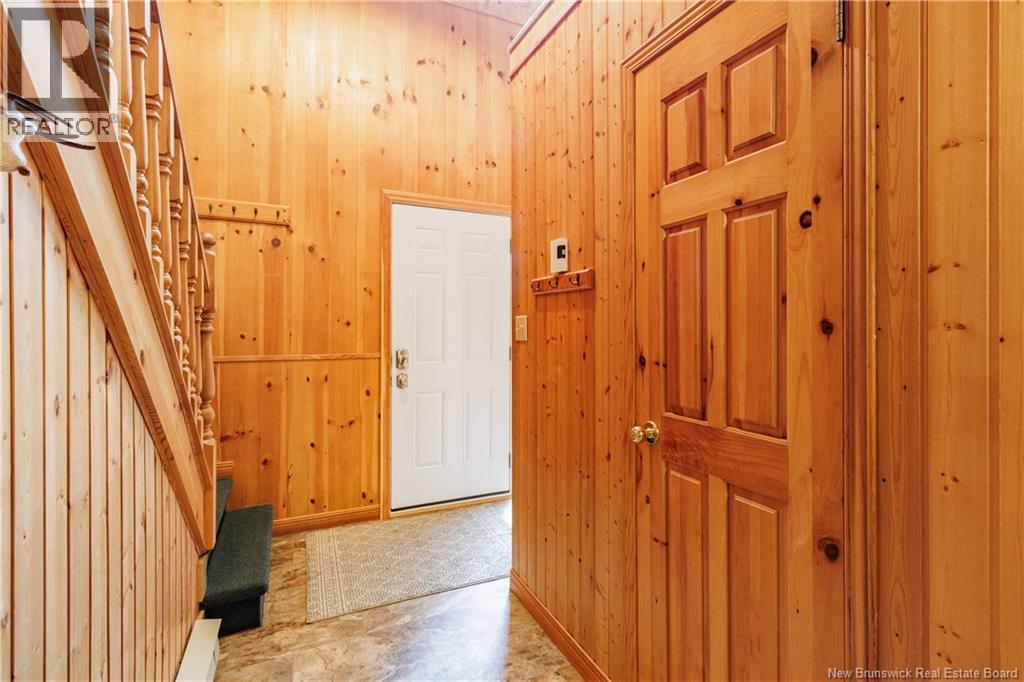 13 Meadows Lane Property Photo 3
