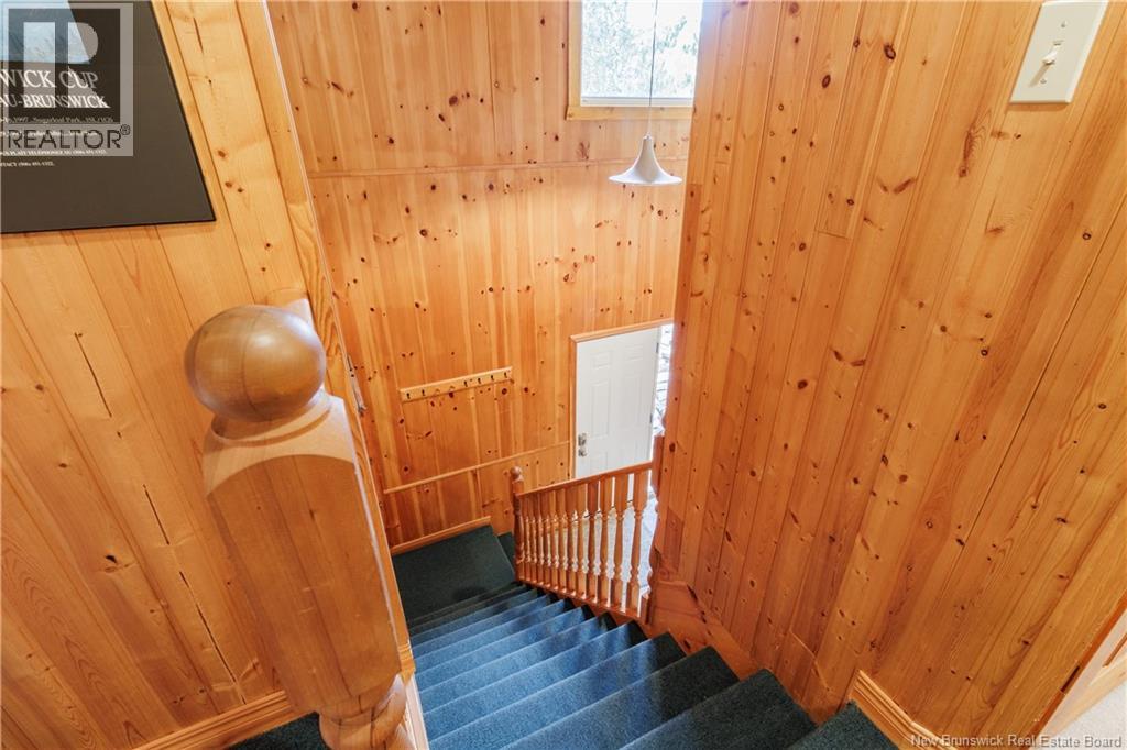 13 Meadows Lane Property Photo 15