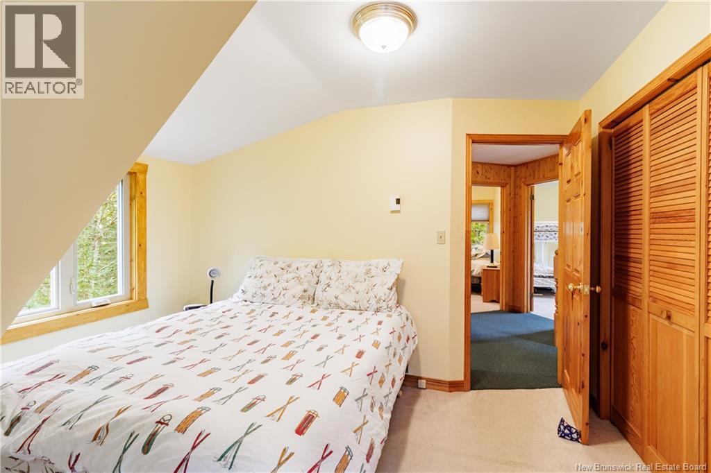 13 Meadows Lane Property Photo 18