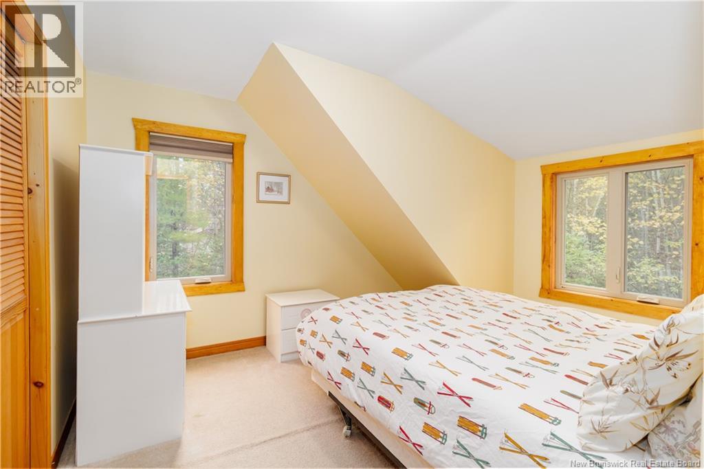 13 Meadows Lane Property Photo 19