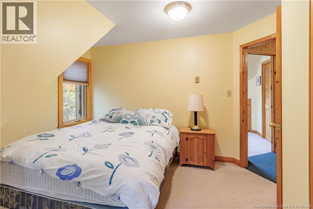 13 Meadows Lane Property Photo 22