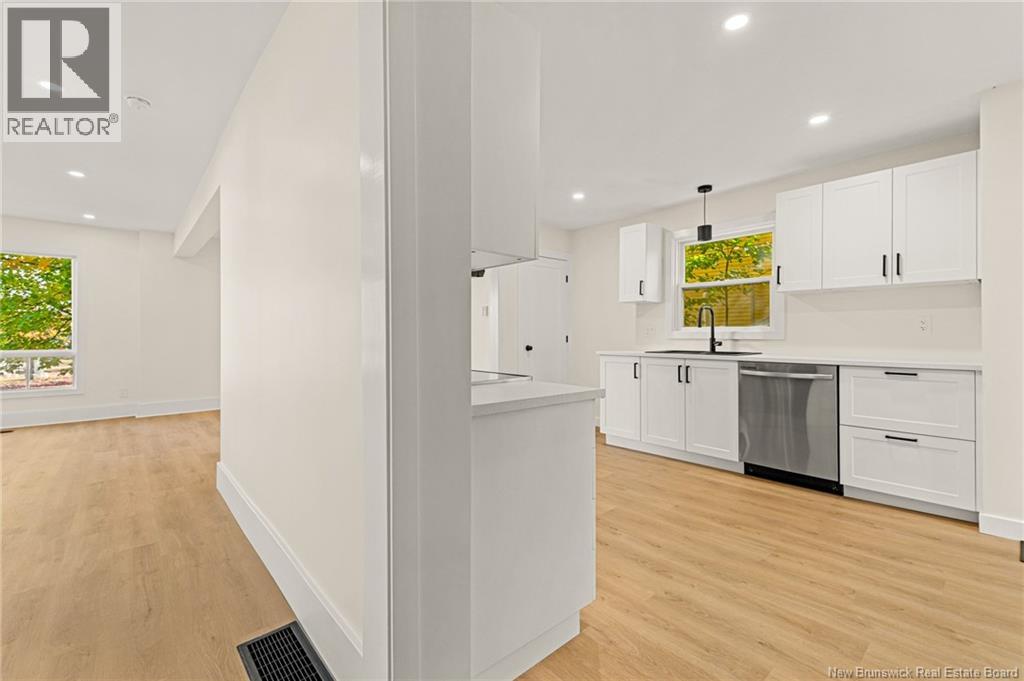 18 Mclaughlin Property Photo 13