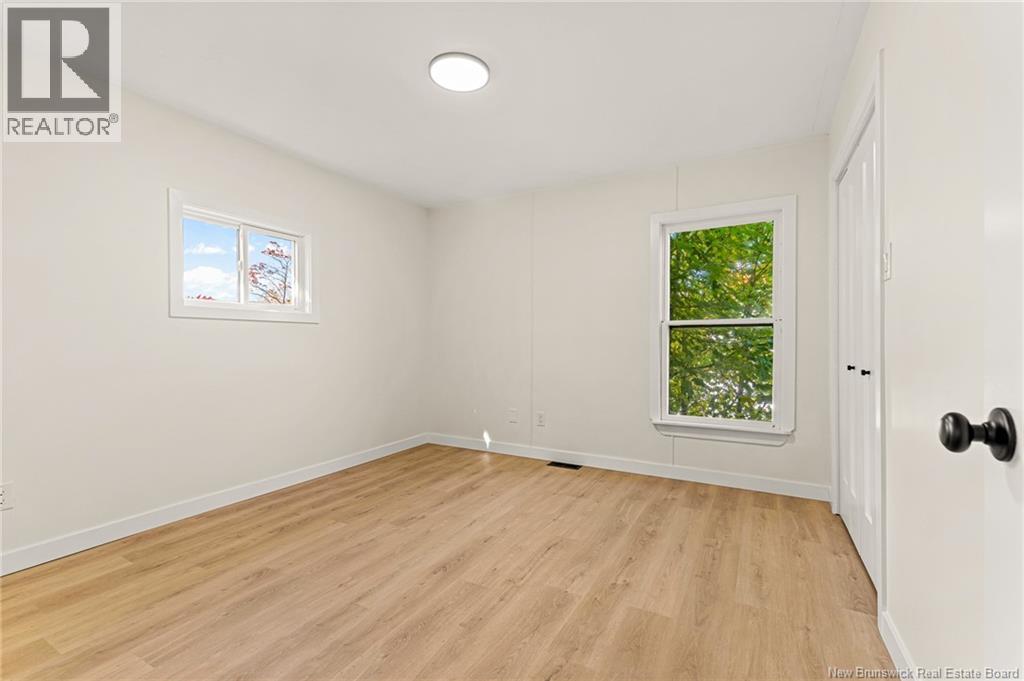 18 Mclaughlin Property Photo 32