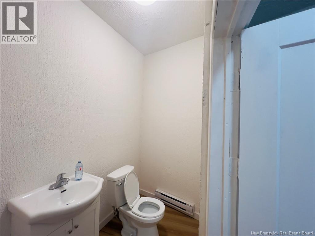 341 Douglas Avenue Property Photo 9