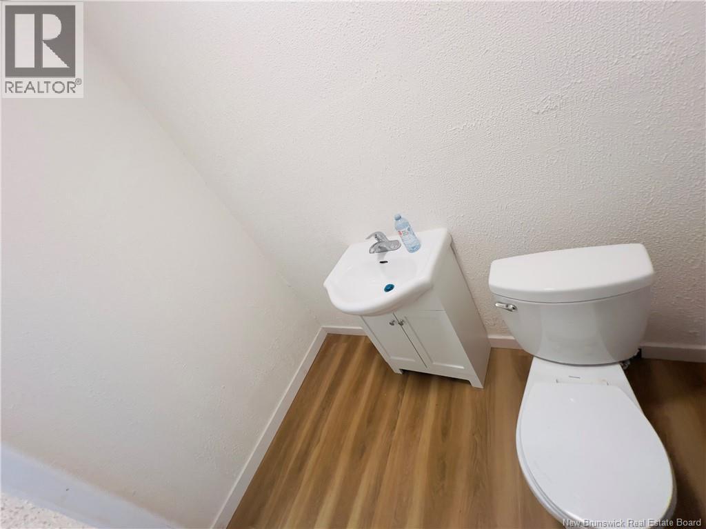341 Douglas Avenue Property Photo 11