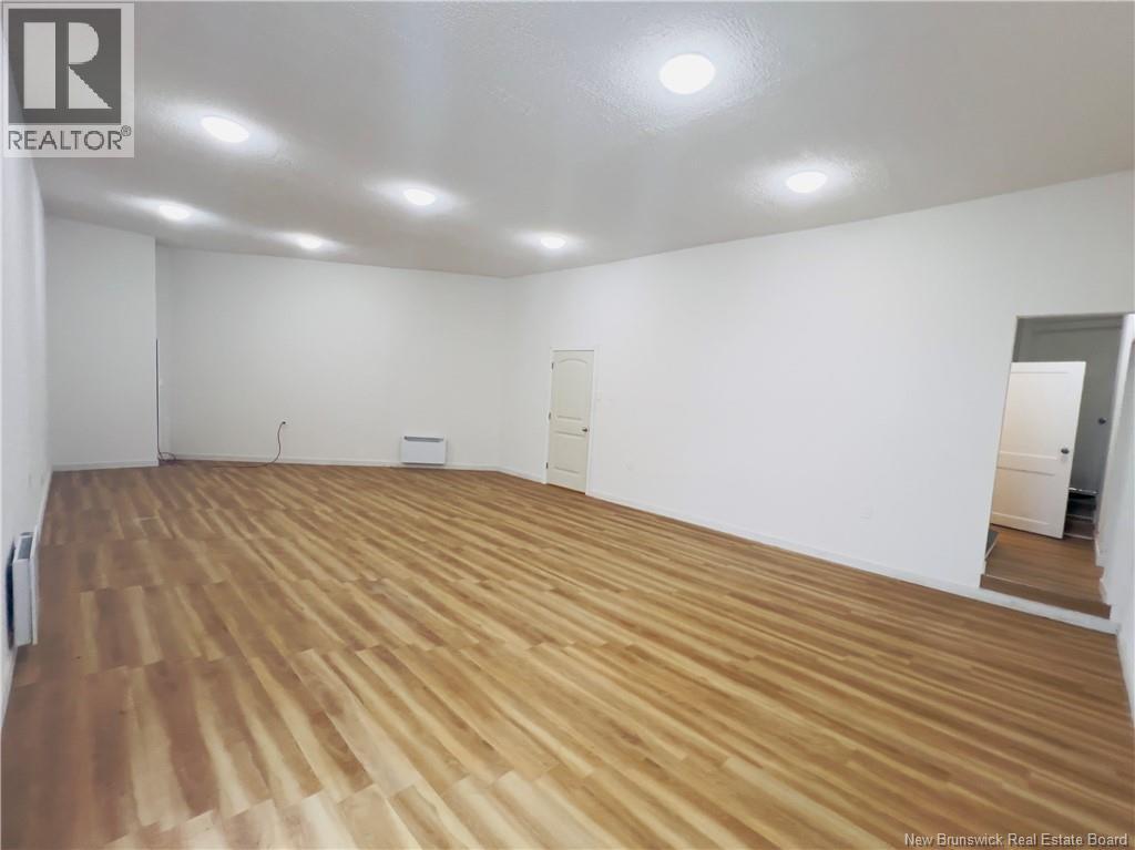 341 Douglas Avenue Property Photo 18