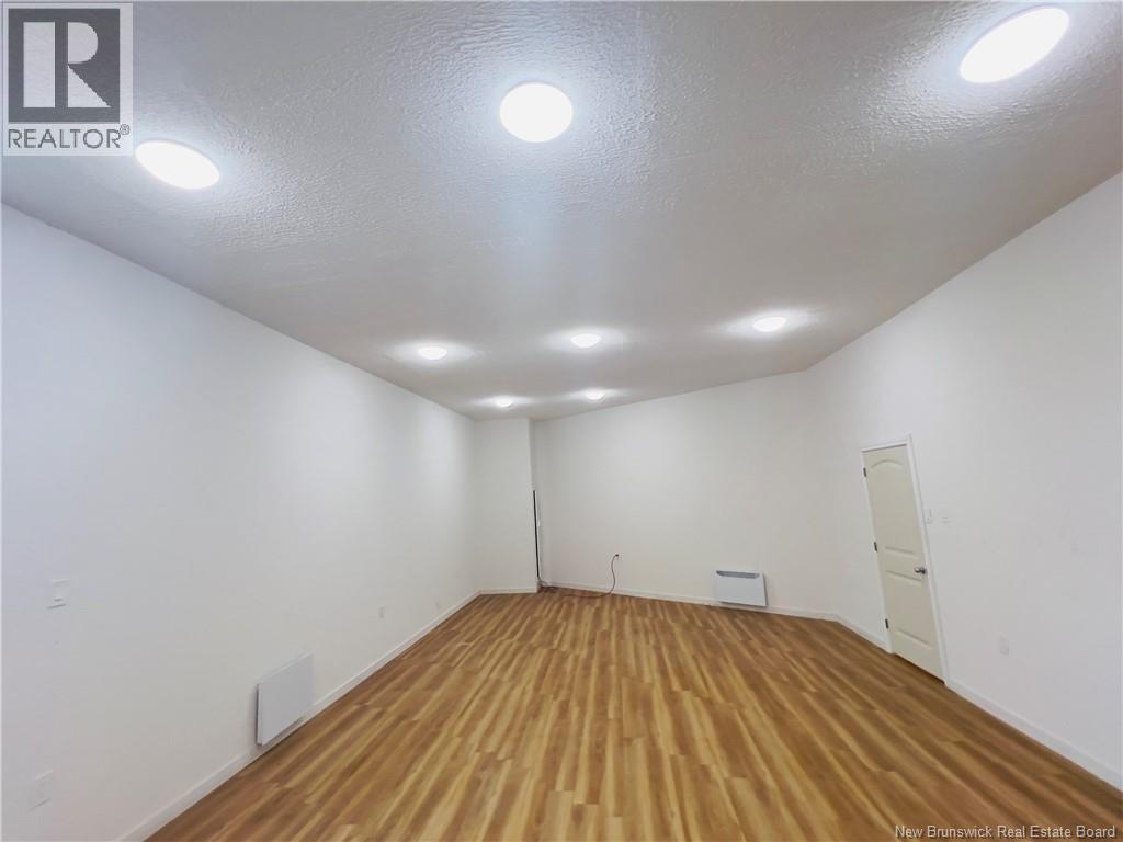 341 Douglas Avenue Property Photo 20