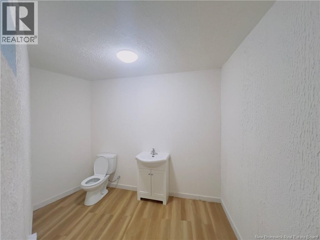 341 Douglas Avenue Property Photo 23