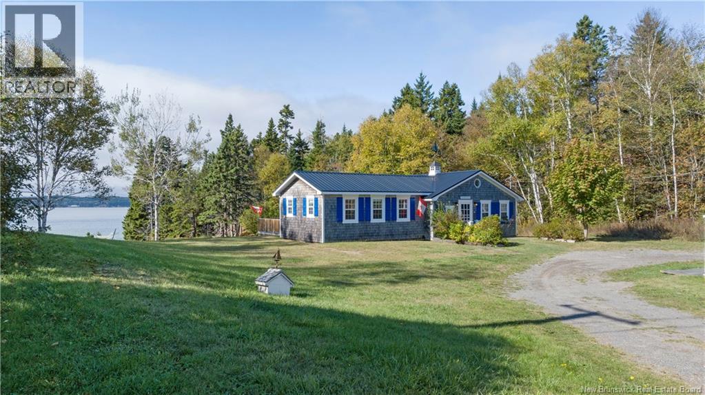 29 Lighthouse Road Property Photo 2
