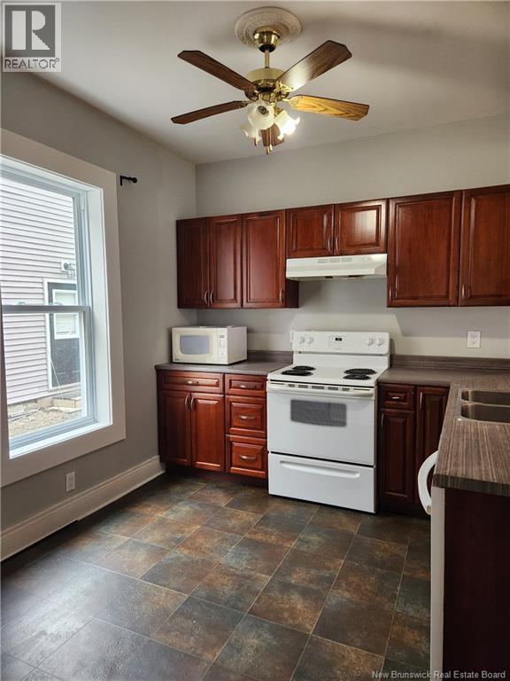 261-263 Lutz Street Property Photo 9
