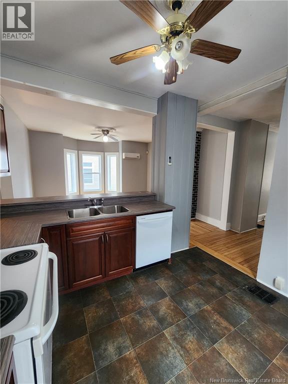 261-263 Lutz Street Property Photo 11