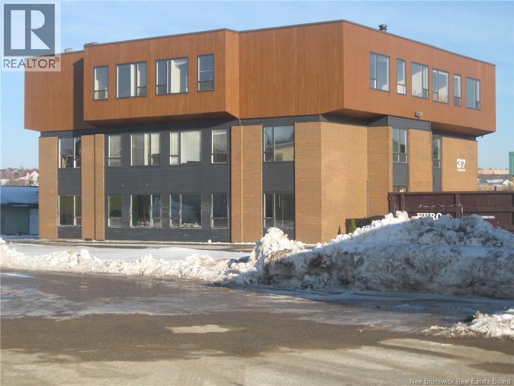 33-37 Hanover Street Property Photo 4