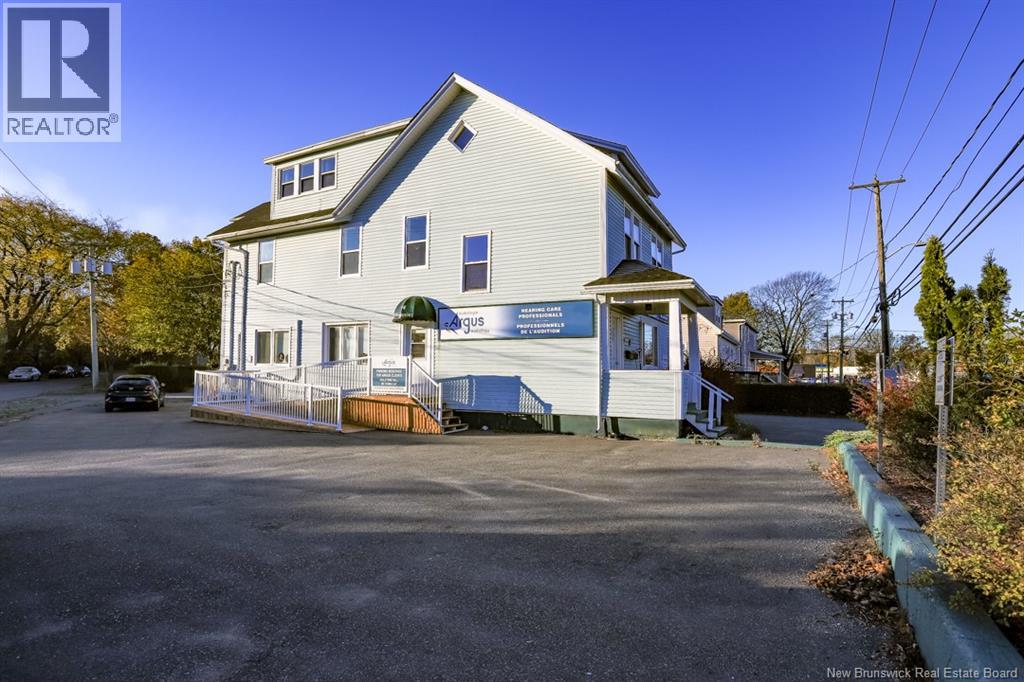 14 Wellesley Avenue Property Photo 3