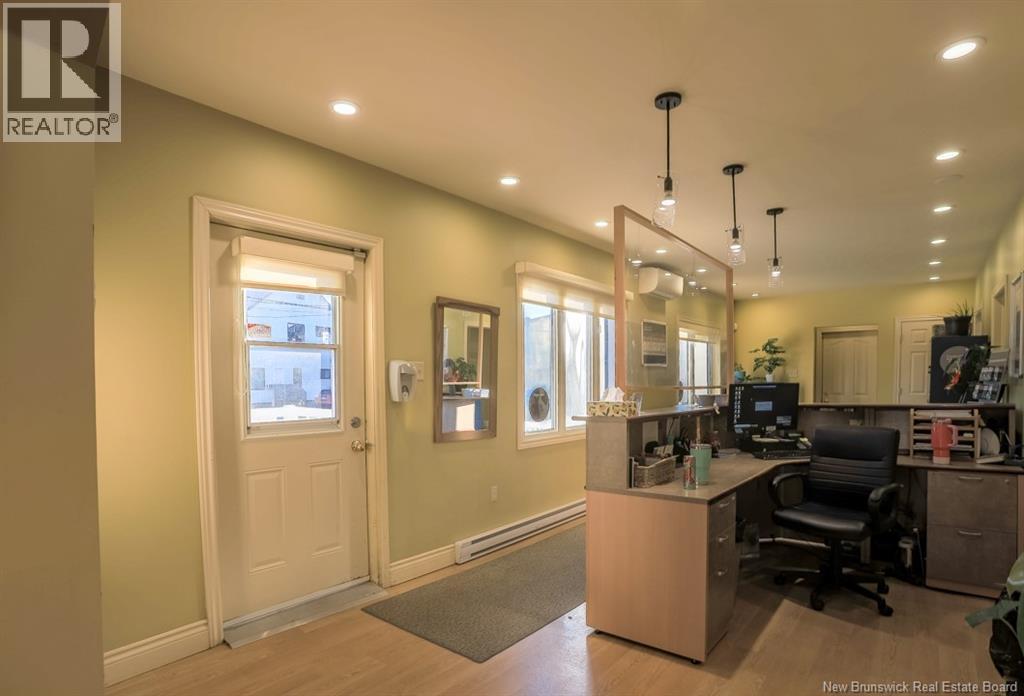 14 Wellesley Avenue Property Photo 4