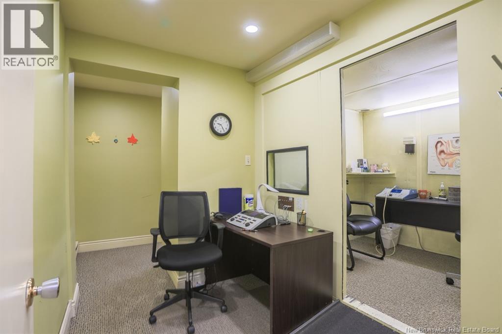 14 Wellesley Avenue Property Photo 7