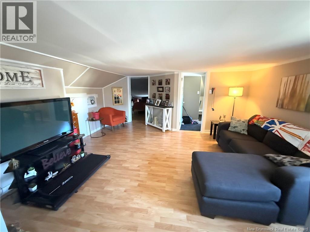 14 Wellesley Avenue Property Photo 25