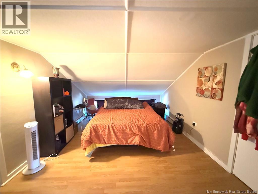 14 Wellesley Avenue Property Photo 29