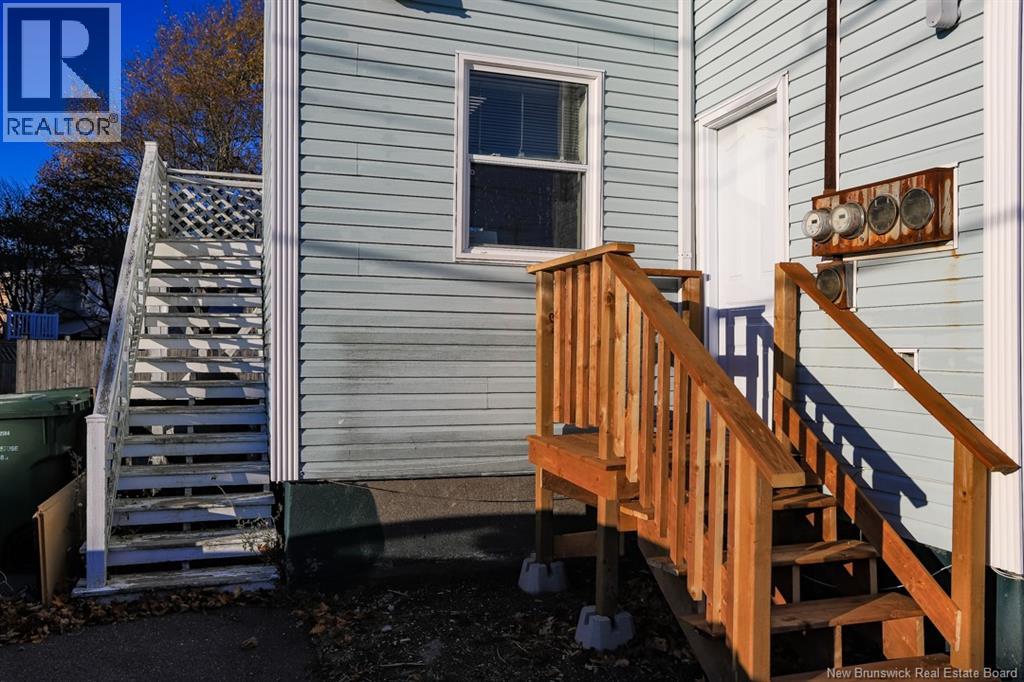 14 Wellesley Avenue Property Photo 33