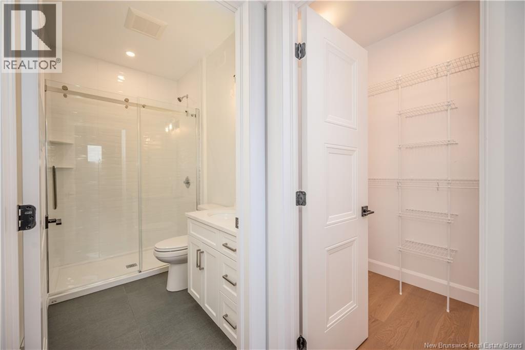 552 Royal Oaks Boulevard Property Photo 36