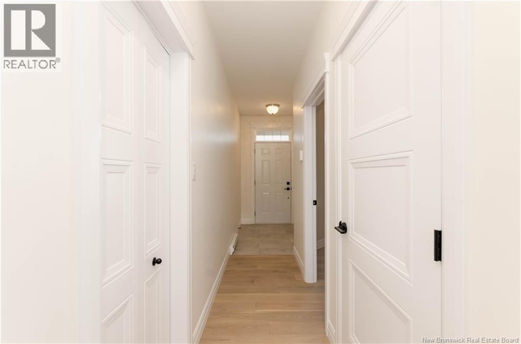 546 Royal Oaks Boulevard Property Photo 7