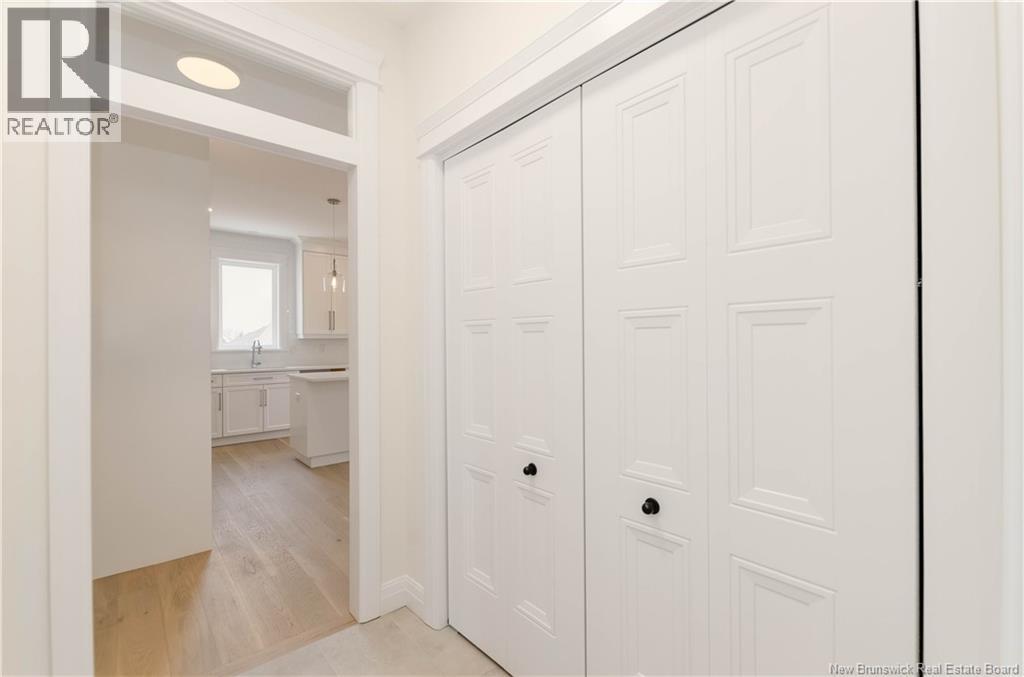 546 Royal Oaks Boulevard Property Photo 10