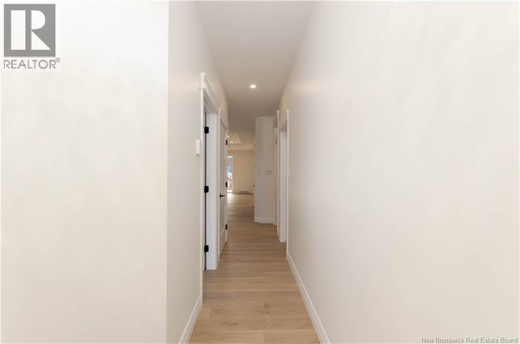 546 Royal Oaks Boulevard Property Photo 11