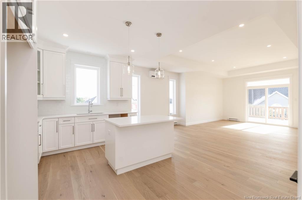 546 Royal Oaks Boulevard Property Photo 14