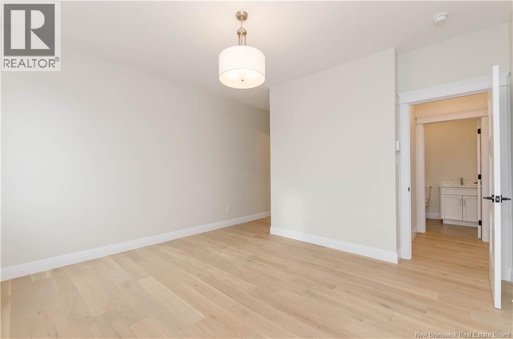 546 Royal Oaks Boulevard Property Photo 34