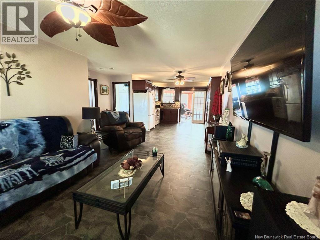 7662 Du Havre Property Photo 18