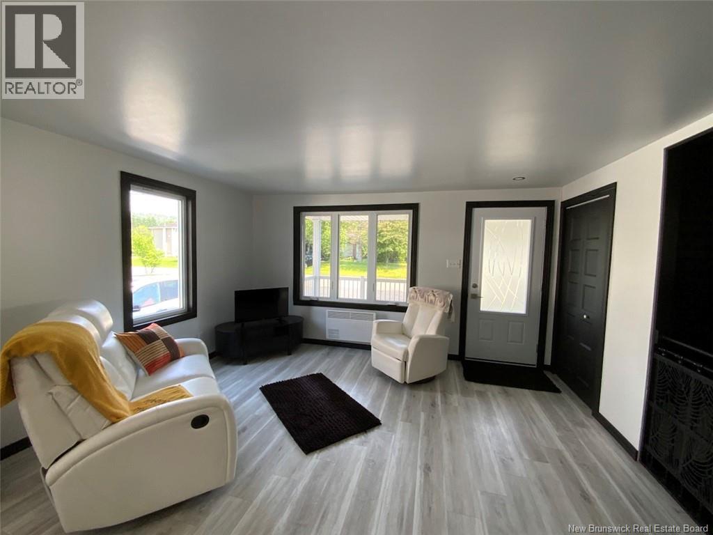 14, St-onge Street Property Photo 2