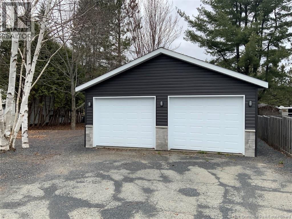 14, St-onge Street Property Photo 20