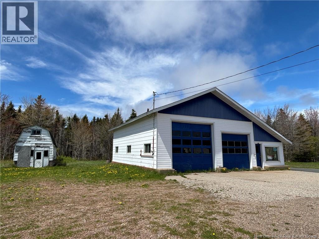 200 Rue Du Pecheur Property Photo 2
