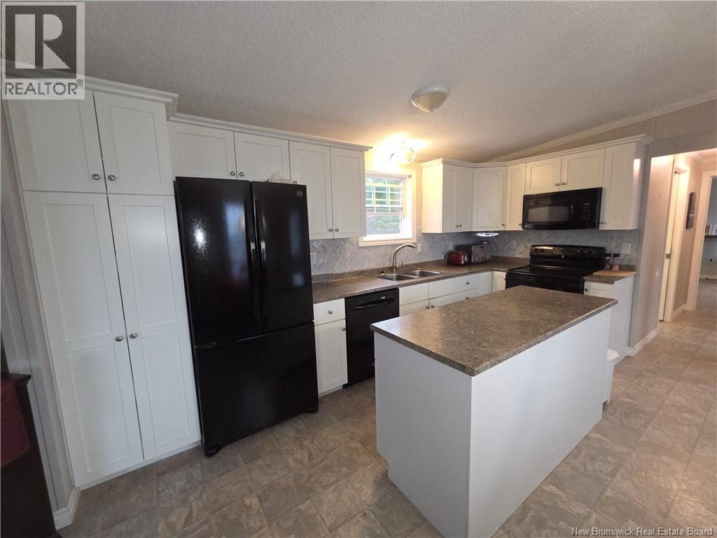 201 Bonaventure Property Photo 3