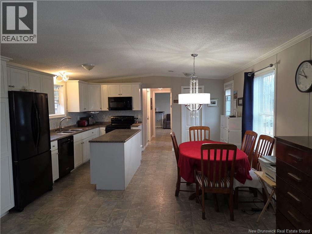 201 Bonaventure Property Photo 5