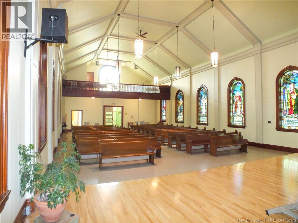 152 Church Street Property Photo 6