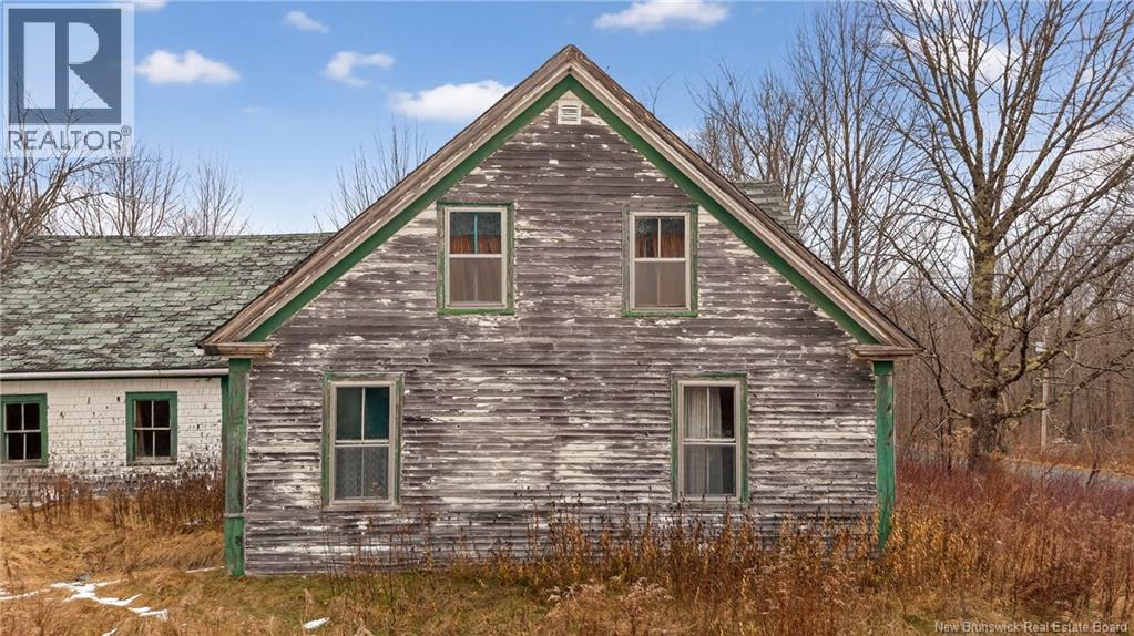155 Lynnfield Road Property Photo 3