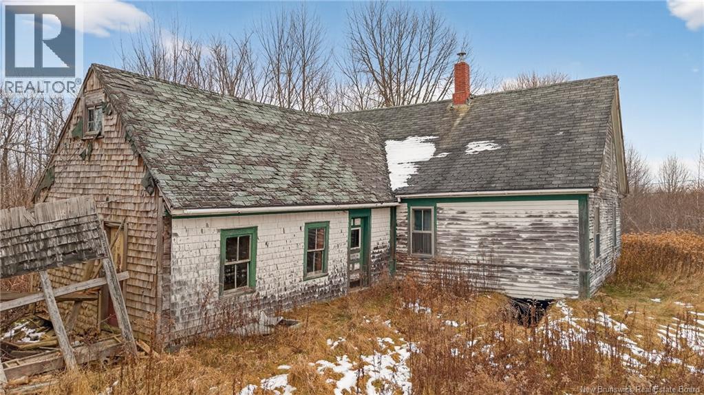 155 Lynnfield Road Property Photo 6