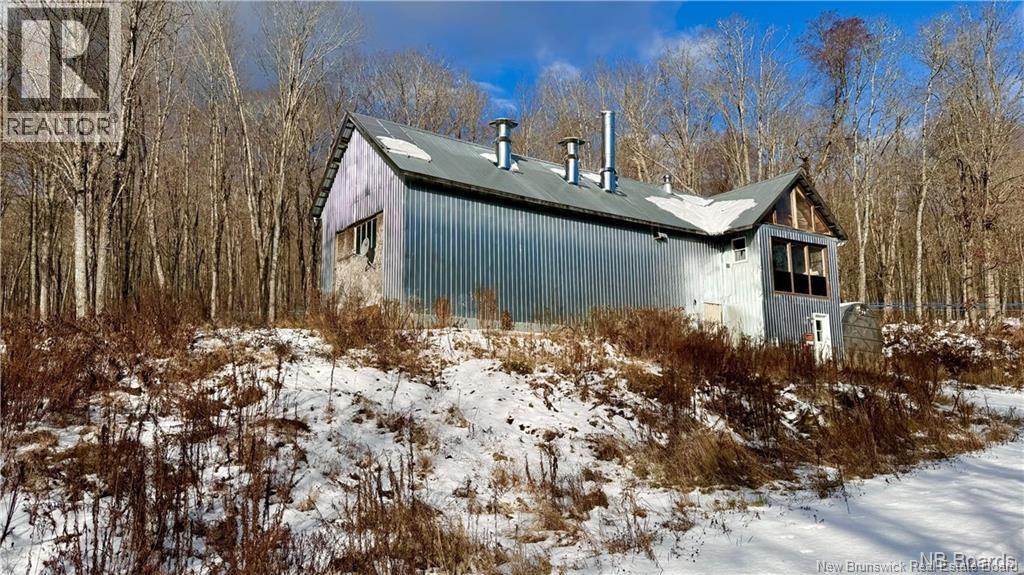Na Woods Road Property Photo 7