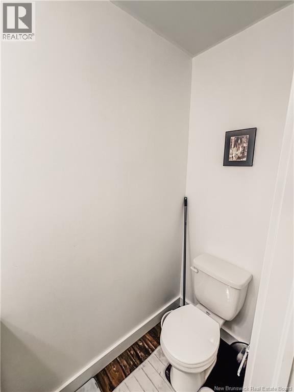 135 Waterloo Street Property Photo 11