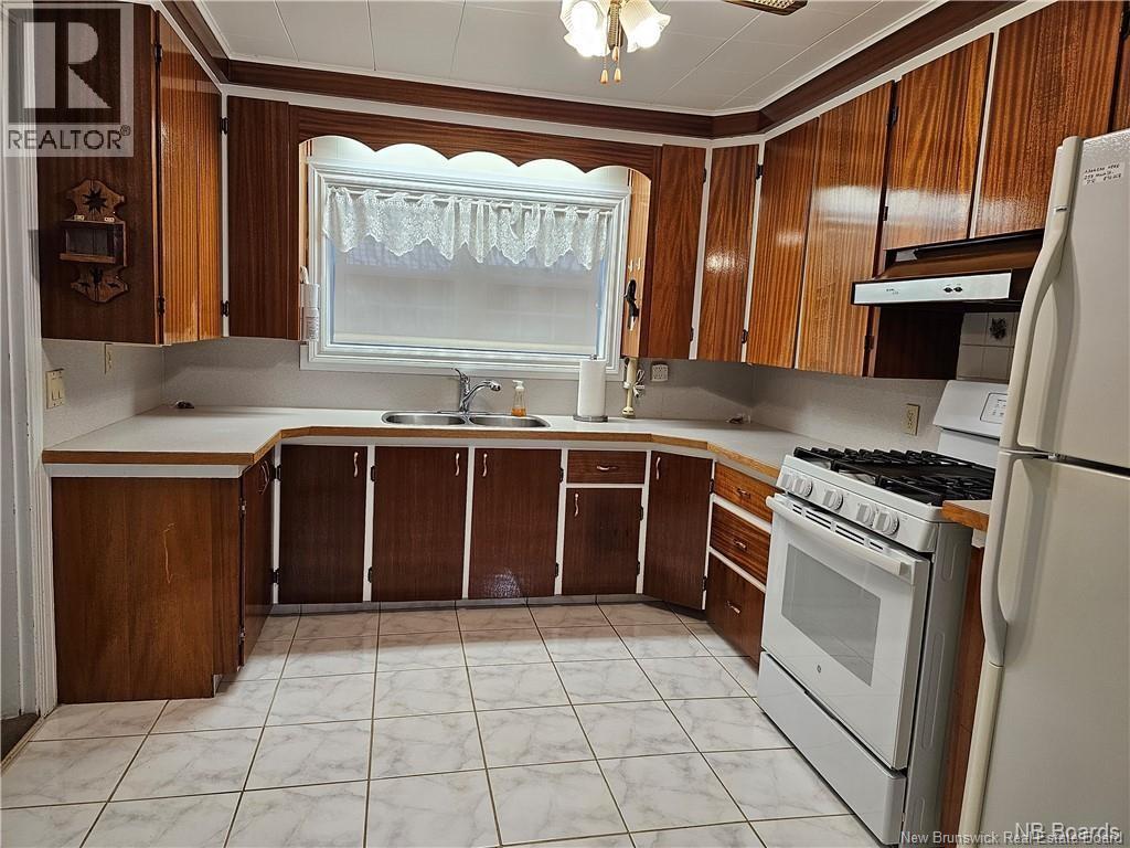 258 Main Street Property Photo 14