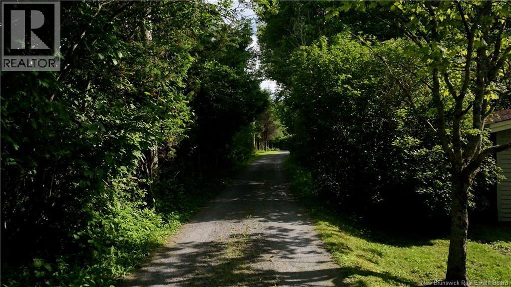 8 Tennis Court Road Property Photo 2